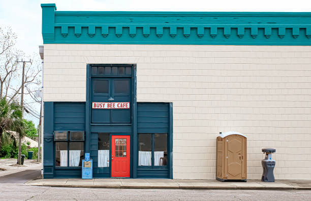 Portable Toilet Options We Offer in Peridot, AZ